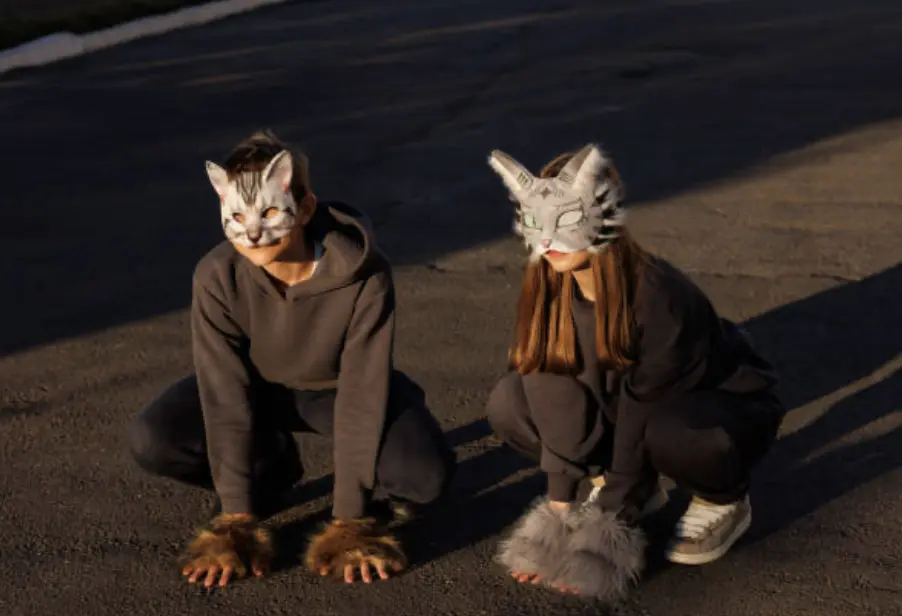 quadrobics therians